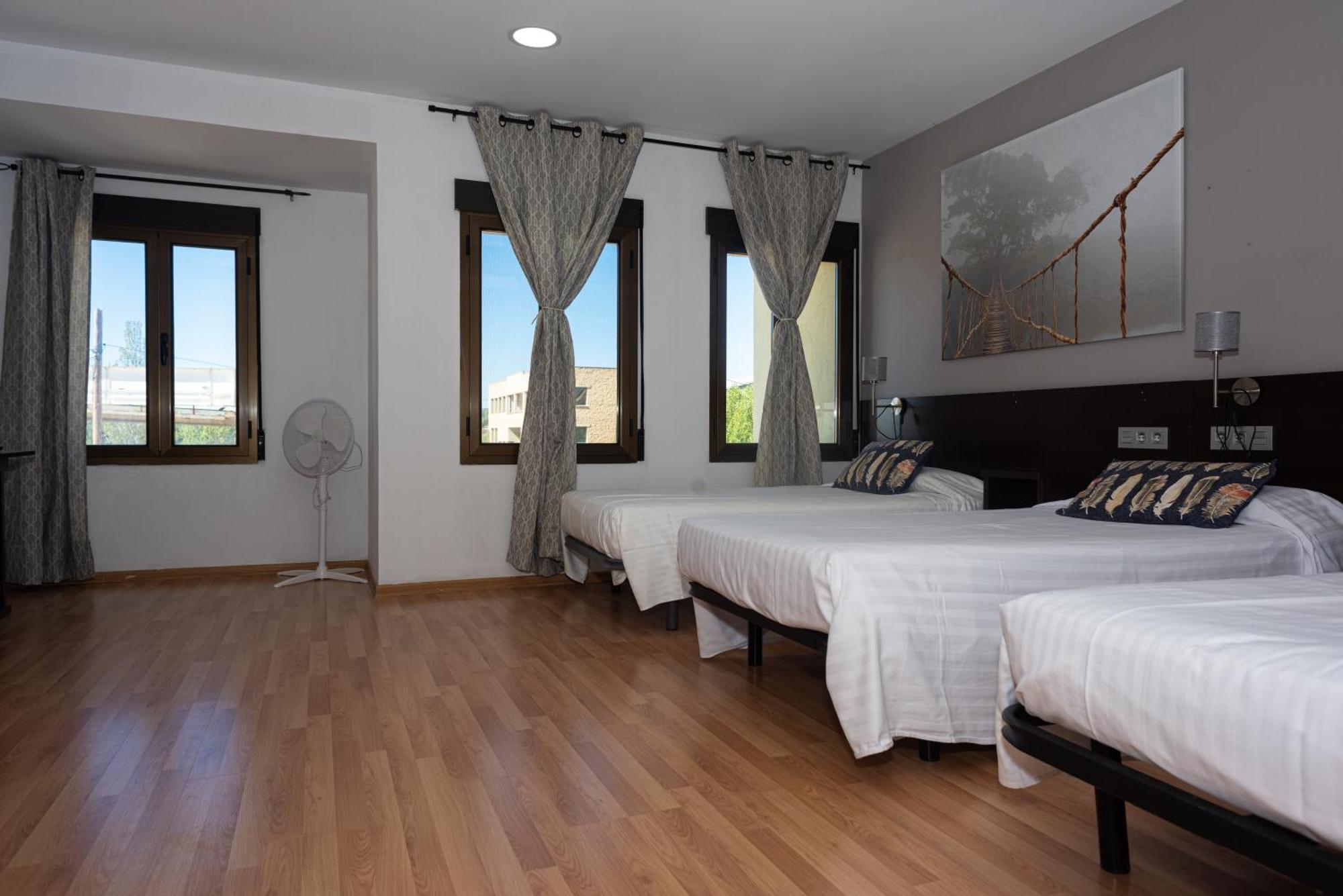 Hostal Venta De Valcorba Soria Buitenkant foto