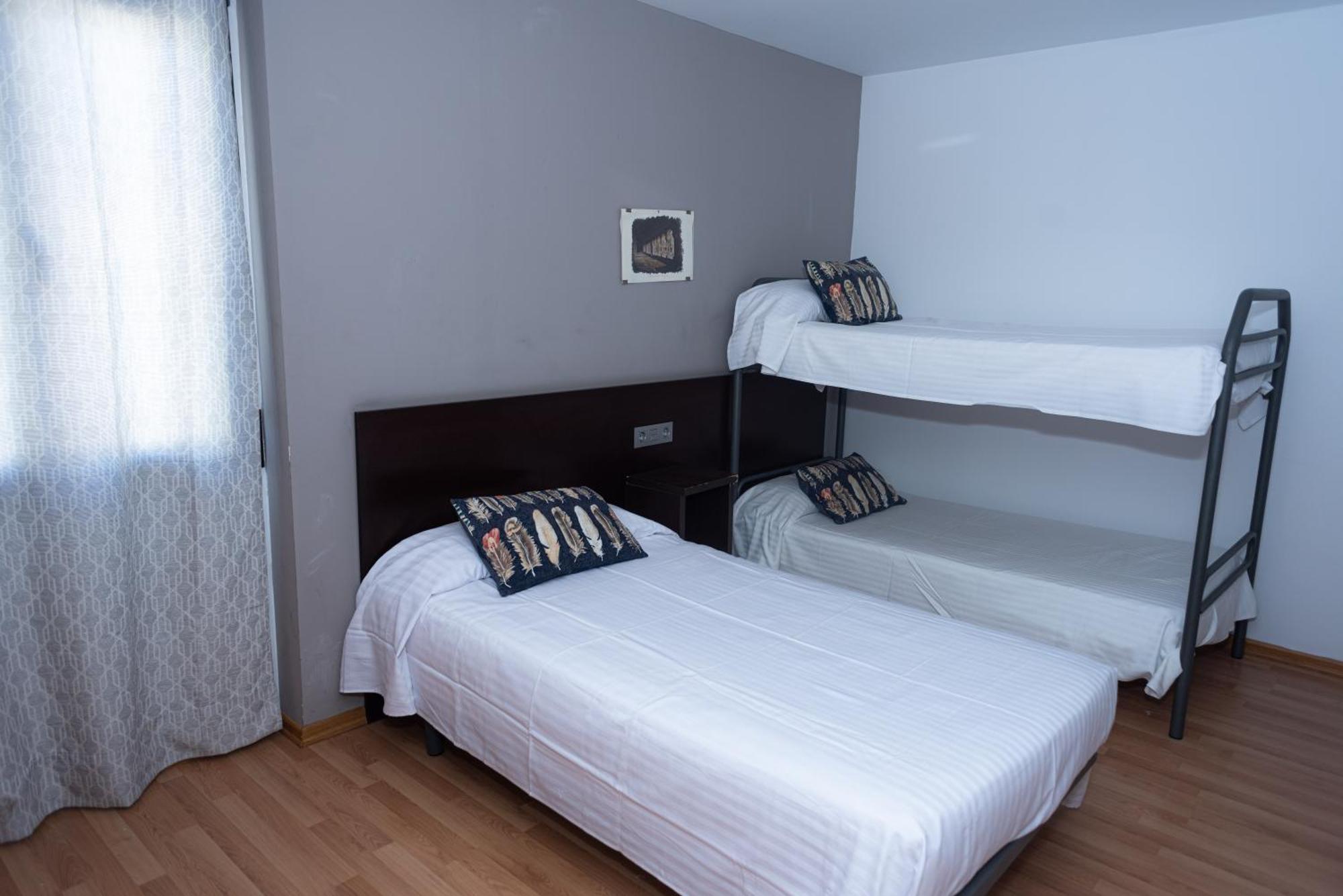 Hostal Venta De Valcorba Soria Buitenkant foto