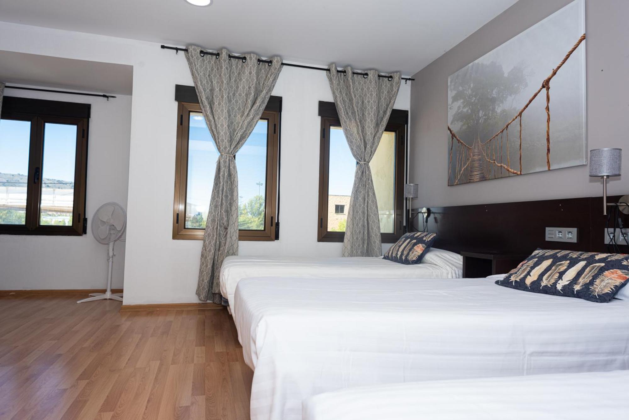 Hostal Venta De Valcorba Soria Buitenkant foto