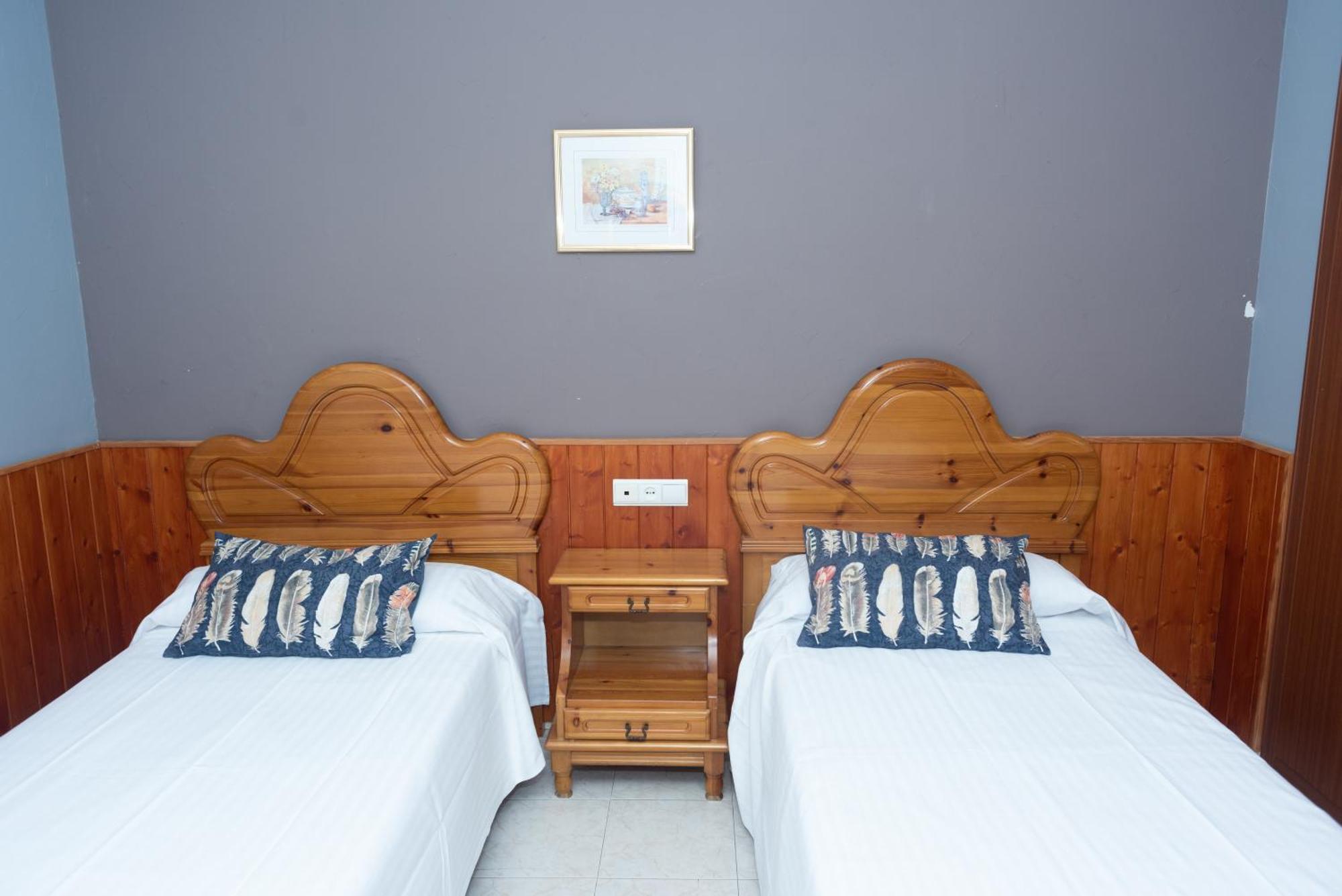 Hostal Venta De Valcorba Soria Buitenkant foto