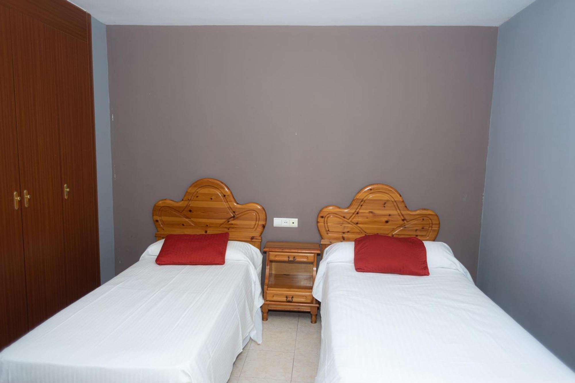 Hostal Venta De Valcorba Soria Buitenkant foto
